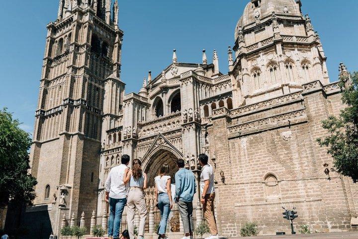 Toledo Walking Tour and Wine Tasting Experience