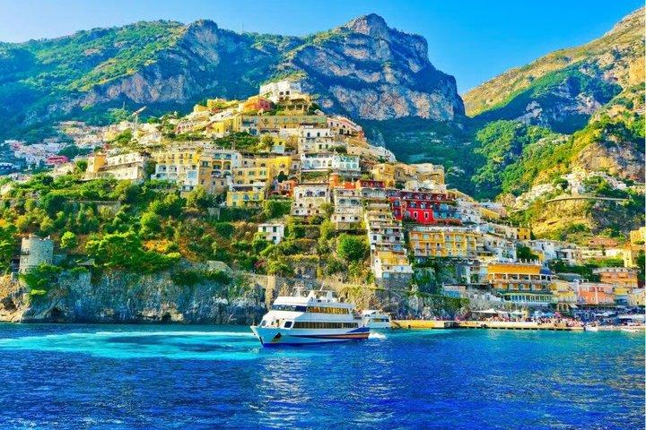 Amalfi & Positano dagstur fra Rom med kystkrydstogt
