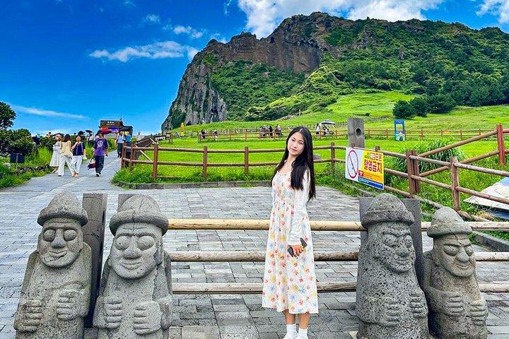 Jeju UNESCO West South and East Highlights 2 Days Combo Tour
