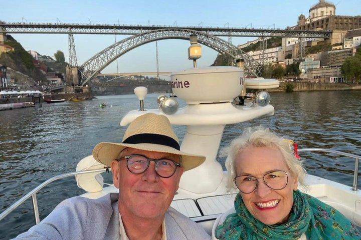 Porto: Cruise langs de 7 bruggen, lokale wijn met optie voor zonsondergang