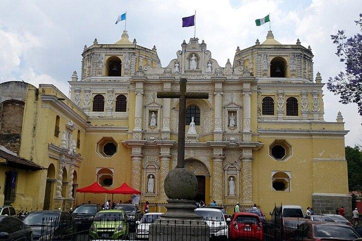 Visita guiada a pie en audio por el centro histórico de Antigua Guatemala