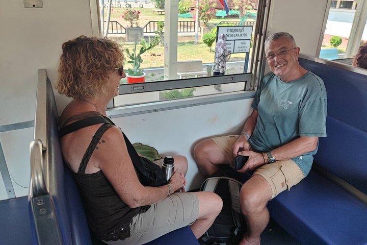 Kanchanaburi Privétour : ritje met de River Kwai & Death Railway