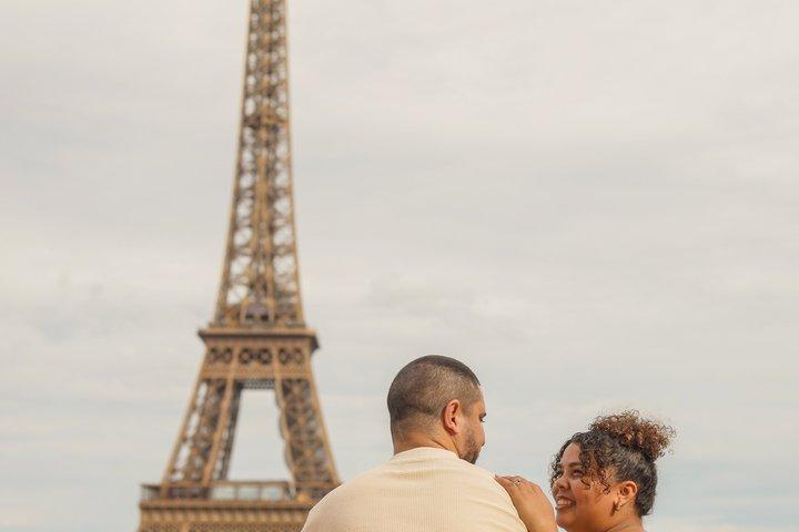 Professional and Private Paris Photoshoot Session