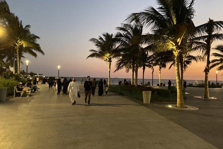 Beyond the Corniche A Jeddah Sunset Experience