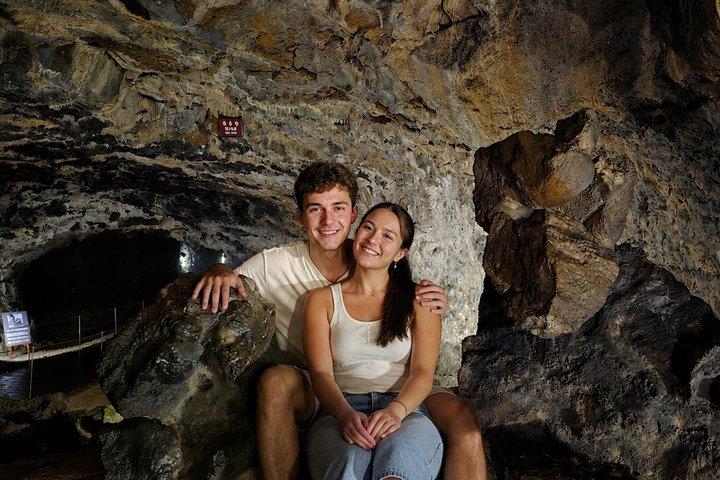 Jeju UNESCO West South and East Highlights 2 Days Combo Tour