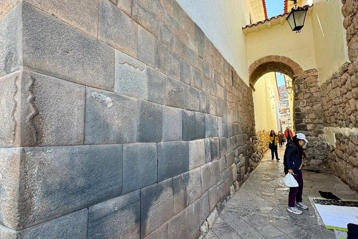 Cusco Self Guided Walking Tour Landmarks, Audio and Quiz