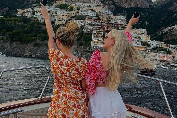 Tour en barco al atardecer Positano | Crucero por la costa de Amalfi con Prosecco