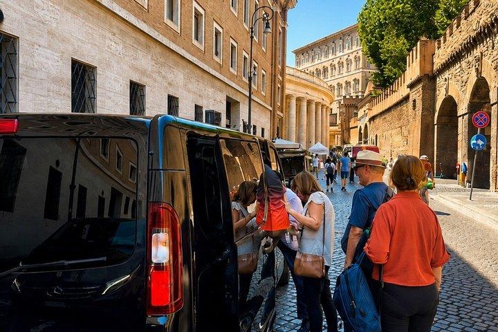 Rom till Fiumicino flygplats (FCO) Privat transfer