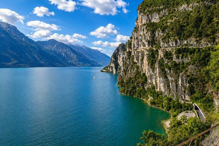 Riva del Garda E-Bike Tour between Varon Arco and Sarca