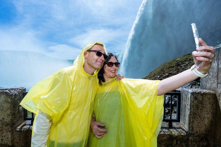 Niagara Falls Canada Tour : Hélicoptère, croisière en bateau et voyage