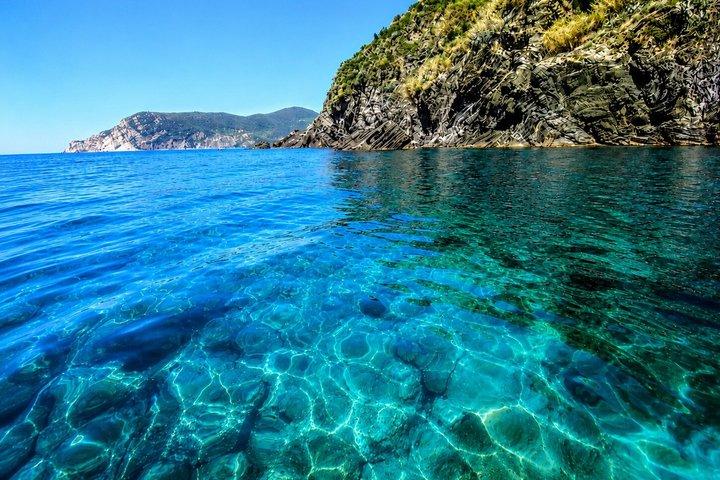 Cinque Terre: Bootstour zu verborgenen Schätzen! Lokaler Kapitän. Max. 5 Gäste