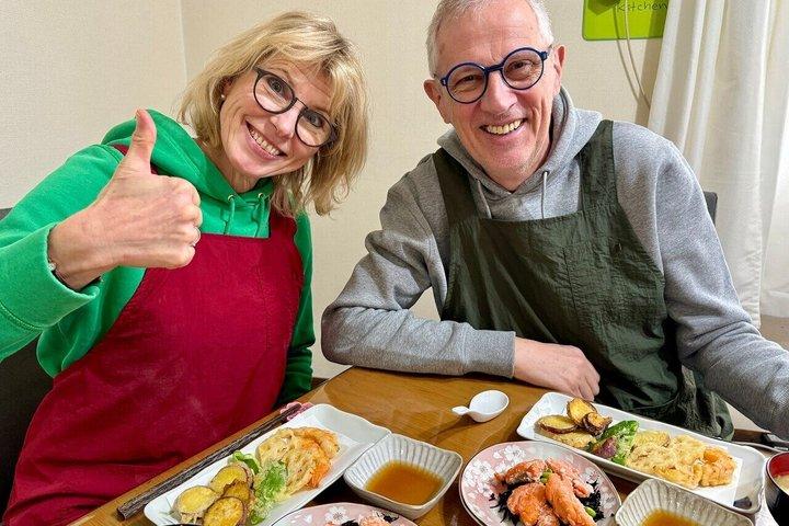 Privé kookles Tokyo met Emi : kook 3 Japanse huisgerechten