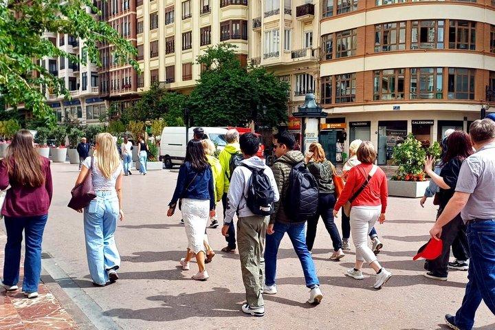 バレンシア旧市街のドイツ語ガイド付き少人数制ツアー