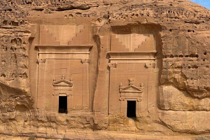 AlUla se pregunta: Hegra, Roca de elefante, Ciudad vieja, Harrat