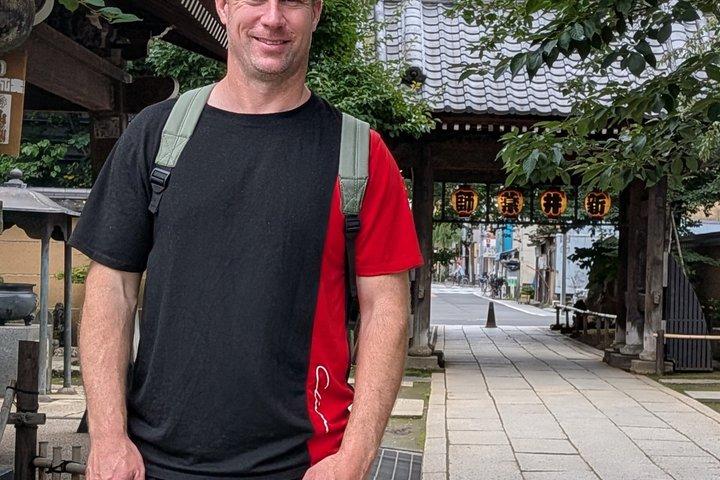 Tokyo Experience Life as a local (local bus ride or e-bike)