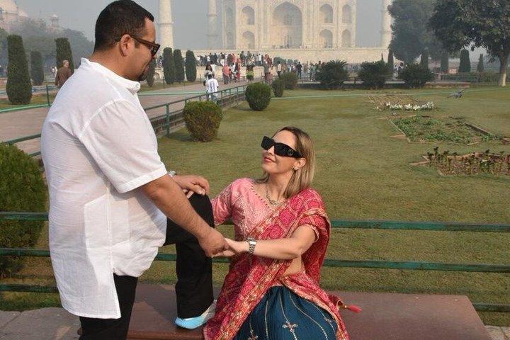 Sunrise Taj Mahal Ganztägige Tour ab Delhi Ohne Anstehen