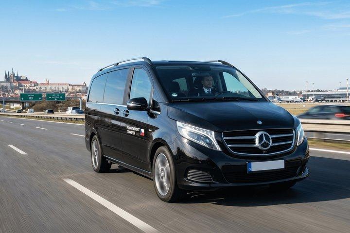 Praag : PRG Airport Privétransfer van/naar het stadscentrum
