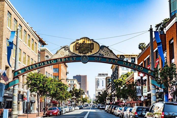 Centro de San Diego Food and History Tour
