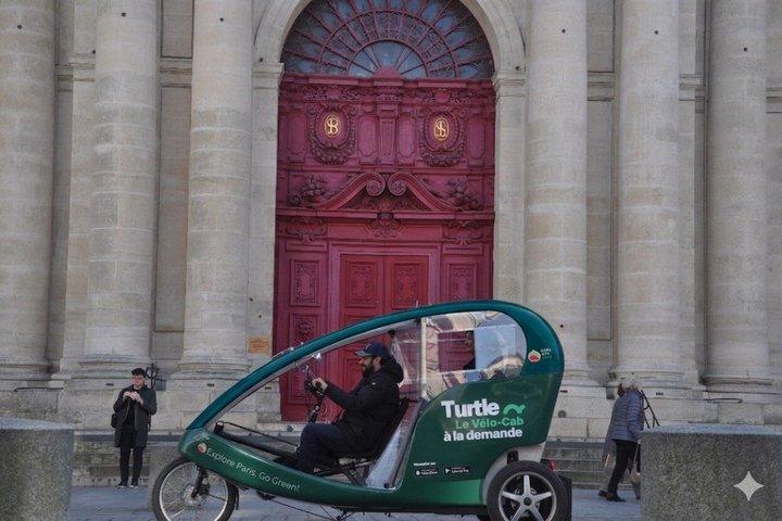 Paris on your Terms: Private Pedicab with Driver Half or Full Day