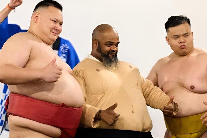 家族みんなで相撲を体験する東京で
