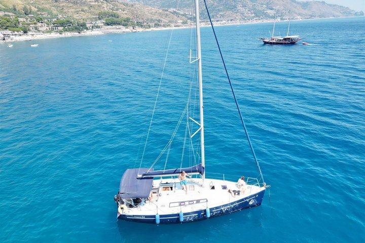 Tour en velero Taormina Bay