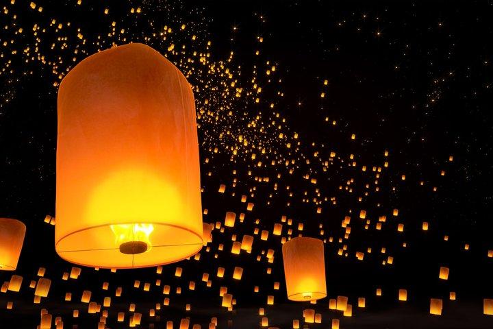 Chiang Mai Yi Peng Lantern Festival 2026 Bilhete com transferências