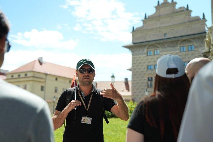Prague Grand City Tour with Bus,Castle exteriors and River Cruise