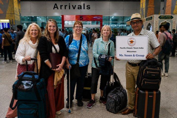 Excursión privada en tierra por Taj Mahal de 3 días con vuelos y hoteles