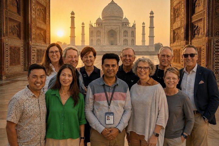 Excursión privada en tierra por Taj Mahal de 3 días con vuelos y hoteles