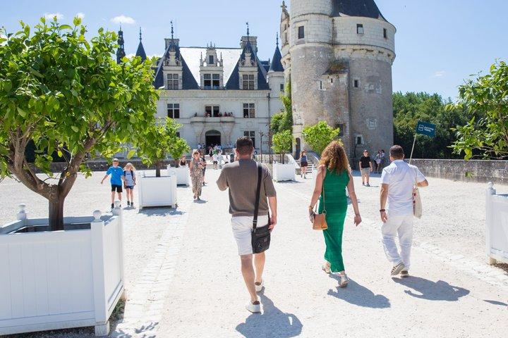 Loiretal Tagesausflug mit 3 Schlössern mit Chambord und Chenonceau
