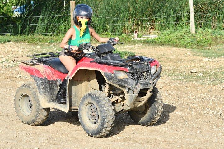 VTT, chevaux, tyrolienne et catamaran Adventure All-Access Park Pass