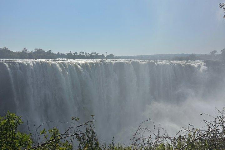 Victoria Falls Cross Border Tour Esperienza in Zimbabwe e Zambia