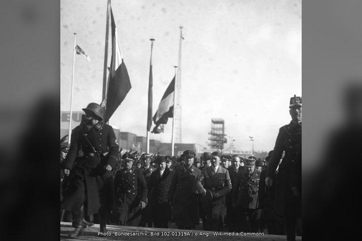 Hitler Walking Tour Dresden Audio Guide and Self Guided Tour