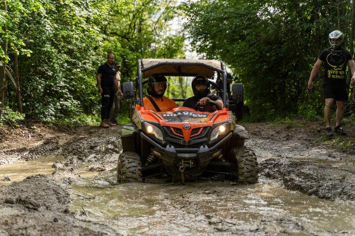 ATV ou UTV Off-Road Tour perto de Plovdiv