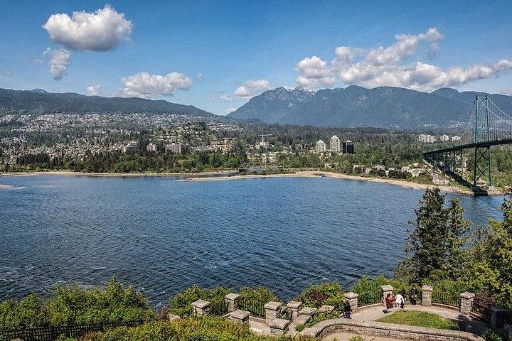 Full Day Vancouver Highlights Tour from Seattle in a Sprinter Van