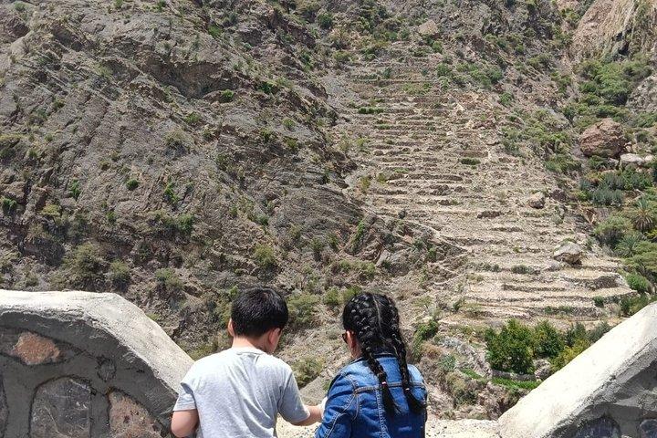 Excursão compartilhada de Nizwa e Jebel Akhdar a partir de Muscat