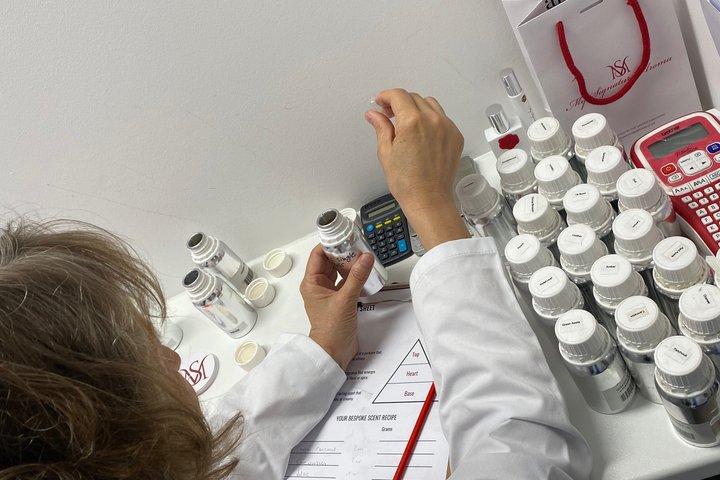90mins Bespoke Perfume Blending Workshop