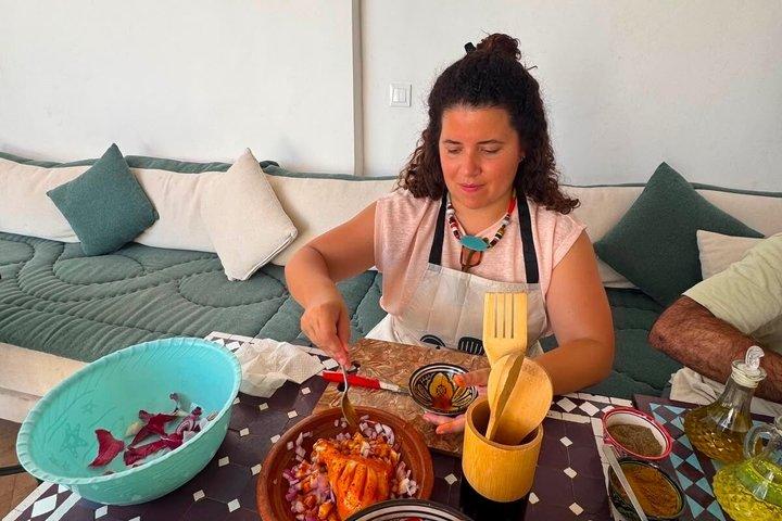 Marrakech Moroccan Cooking Class with Local Market Visit in Riad
