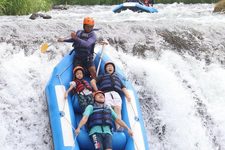 Rafting Telaga Waja River med valgfri transfer, zipline og frokost