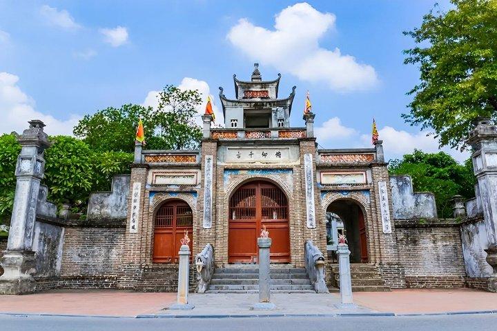 From Hanoi: Co Loa map-based game tour by bike