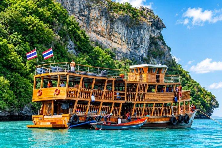 Excursão ao Parque Nacional Marinho Ang Thong em um barco de Koh Samui