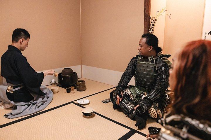 京都 侍甲冑 茶道体験&プロ写真撮影