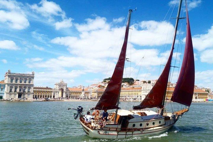 Lisbon - Romantic Sunset Cruise on a Vintage Sailboat