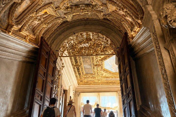 Visite privée du palais de Doge avec guide local