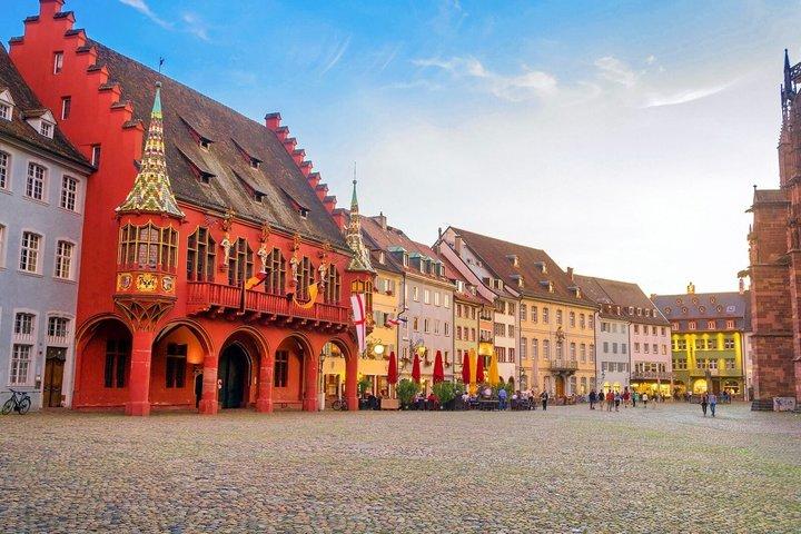 Från Basel: Franska byar och Schwarzwald i liten grupp