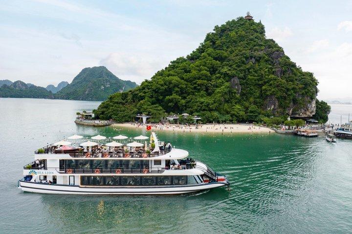 ハノイ発、海獅クルーズ付きハロン湾1日旅行