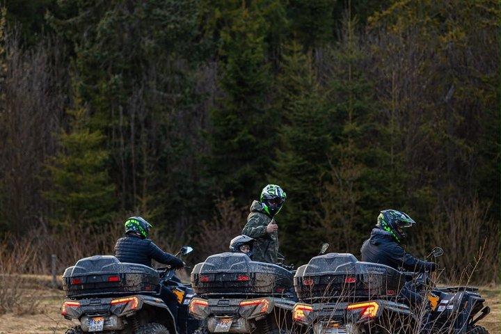クラクフより:エクストリームクアッドバイクアドベンチャー ATV 4x4 森と丘