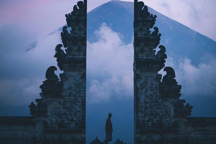 ティルタガンガのレムプヤン天国門とラハンガン・スイートツアー