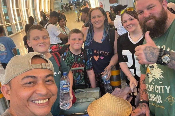 バリ・ヌーラライ空港 プライベート送迎(ピックアップおよびドロップオフ)